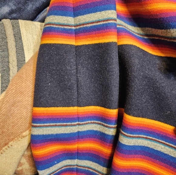 Mens Vintage Pendleton Stripe Cape Style coat - Picture 16 of 16